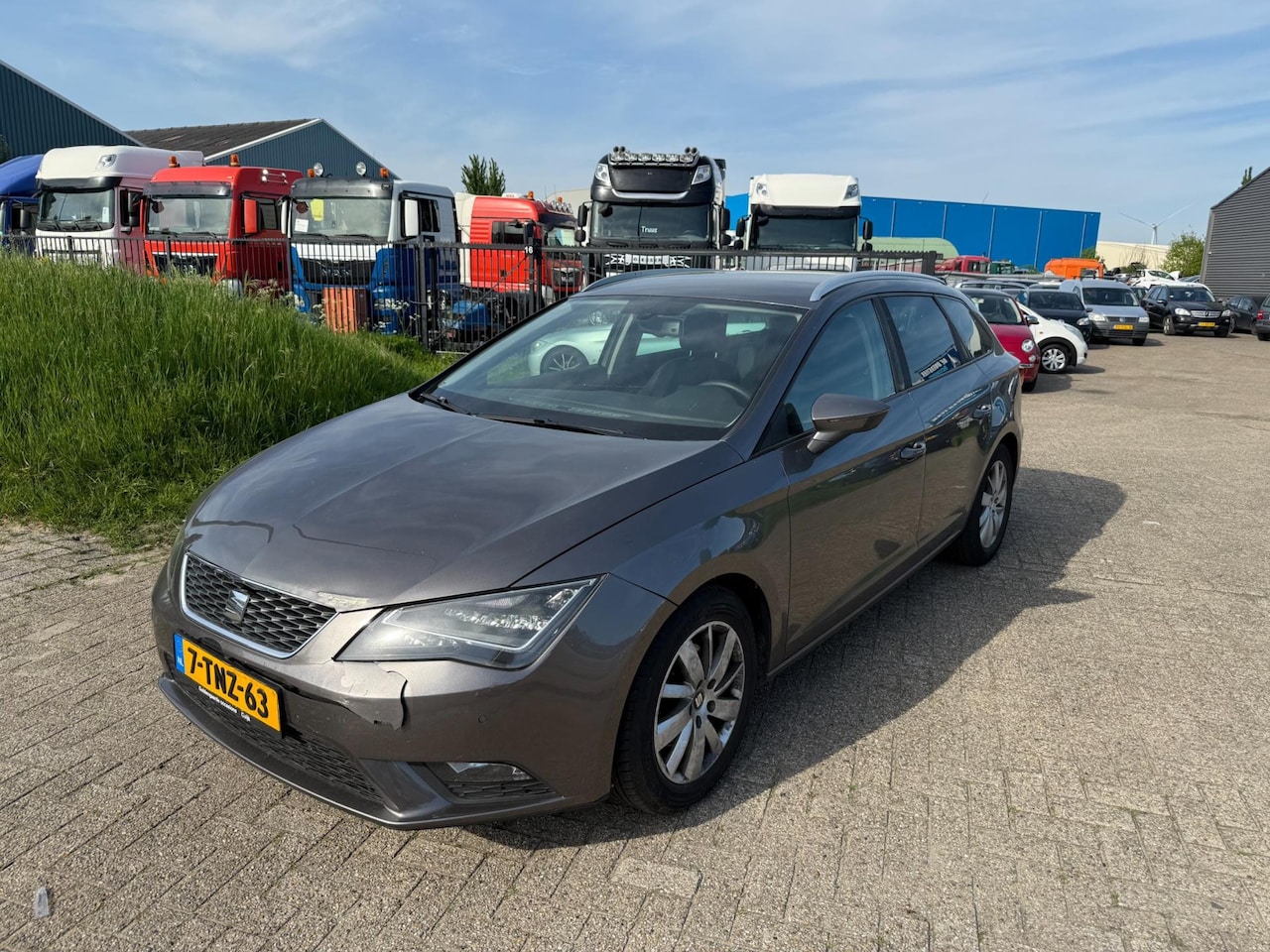 Seat Leon ST - 1.6 TDI Style Business Ecomotive Bj 2014 EXPORT - AutoWereld.nl
