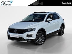 Volkswagen T-Roc - 1.0 TSI Style Auto staat gereserveerd Panormadak | Apple carplay | Stoelverwarming | Clima