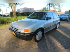 Opel Astra - 1.4i GLS UNIEKE ASTRA