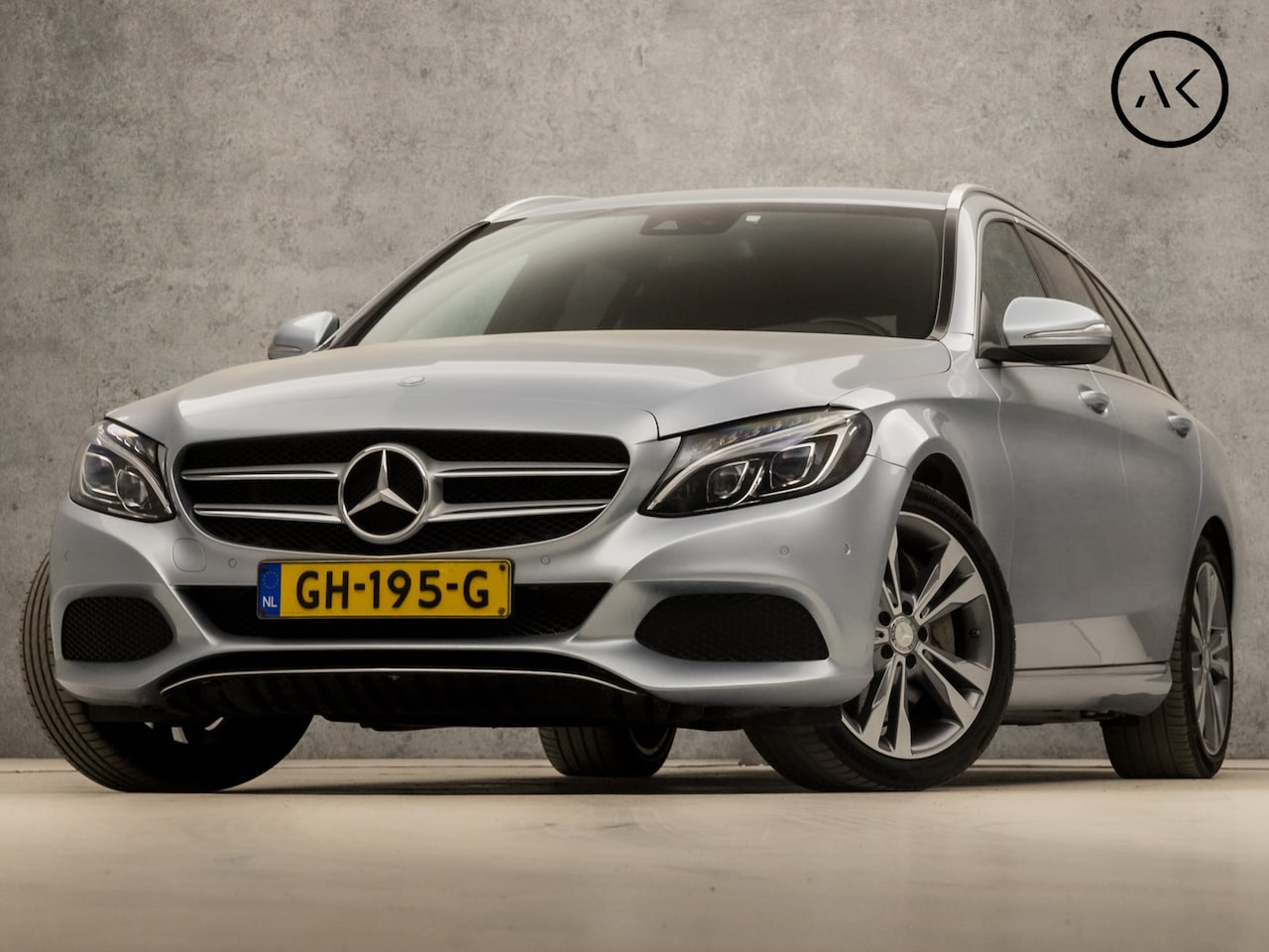 Mercedes-Benz C-klasse Estate - 350 e Sport 279Pk Automaat (GROOT NAVI, LUCHTVERING, CAMERA, LEDER, STOELVERWARMING, GETIN - AutoWereld.nl