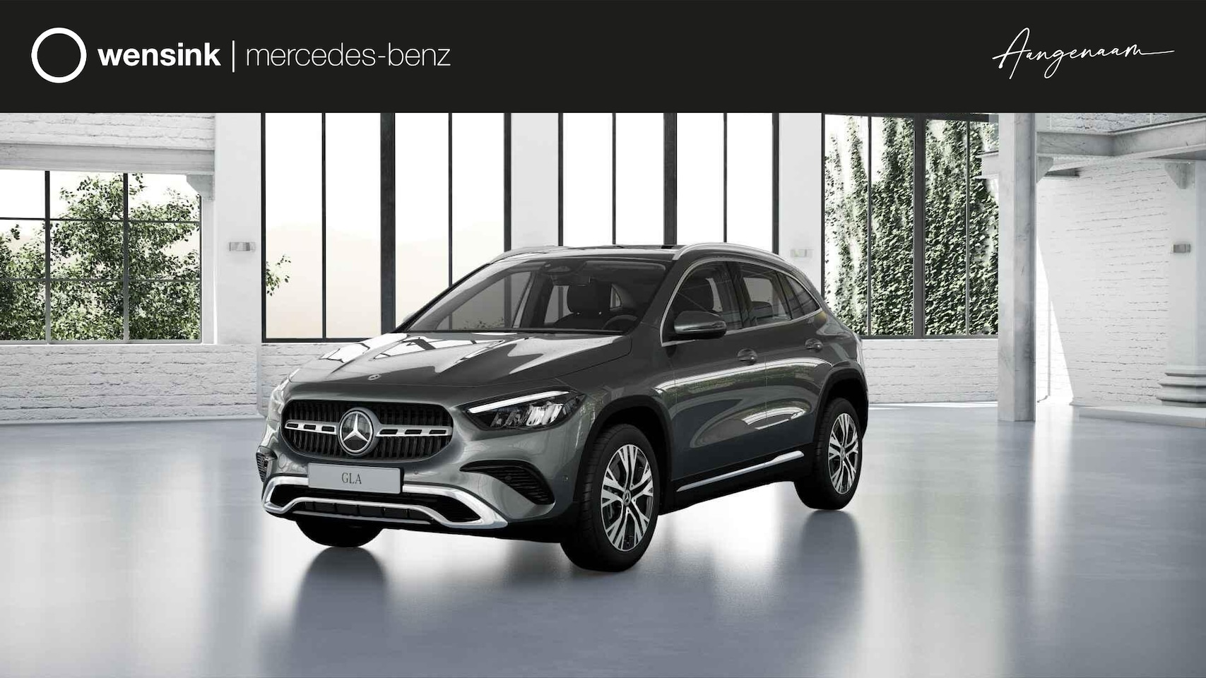 Mercedes-Benz GLA-Klasse - 250 e Luxury Line | Panoramadak | Verwarmd stuur | Distronic | - AutoWereld.nl