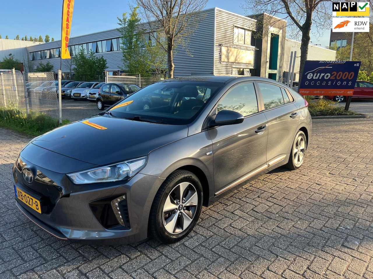 Hyundai IONIQ - Comfort EV - Camera - Keyless - INCL BTW ! - AutoWereld.nl