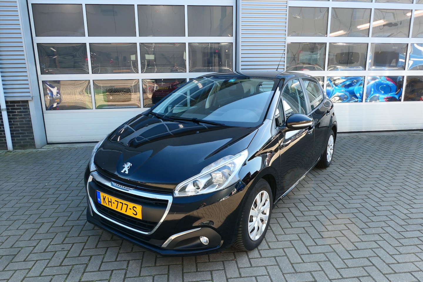 Peugeot 208 - 1.2 Puretech 82pk 5D Blue Lion - AutoWereld.nl