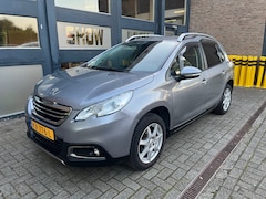 Peugeot 2008 - 1.2 PureTech Allure, Nieuwe motor