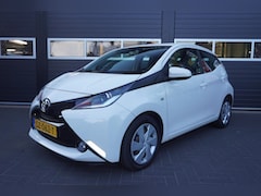 Toyota Aygo - 1.0 VVT-i x-nav/camera/airco