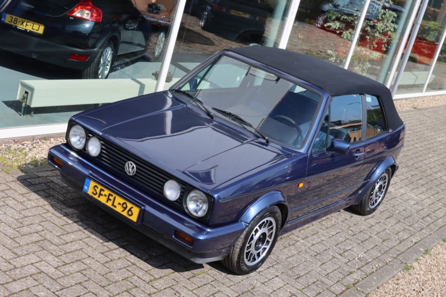 Volkswagen Golf Cabriolet - Golf 1 1.8 72KW E2 1997 Blauw - AutoWereld.nl