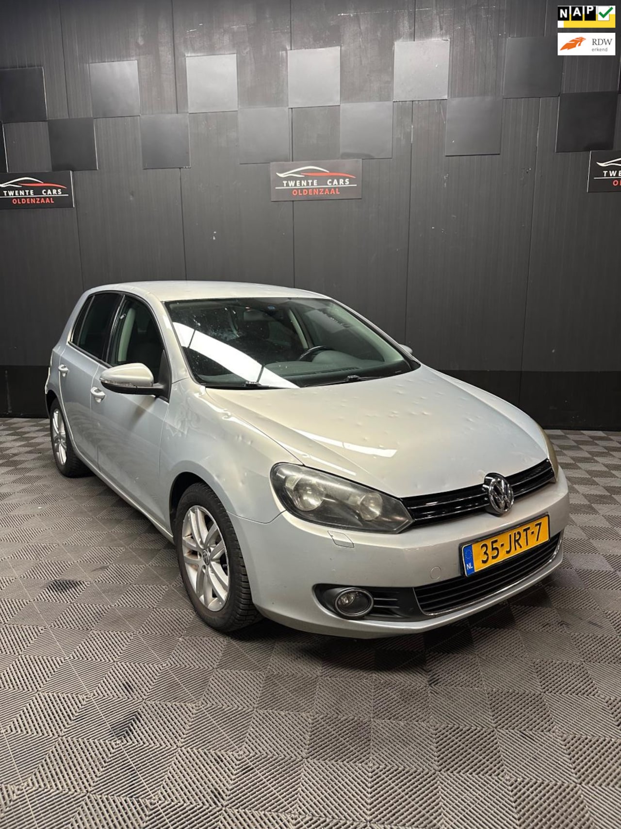 Volkswagen Golf - 1.4 TSI Highline | Navi | Camera | Clima | Nieuwe APK | - AutoWereld.nl