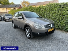 Nissan Qashqai - 1.6 Visia | Autom. Airco | Cruise Control | LMV | PDC | Trekhaak | APK tot 18-12-2025