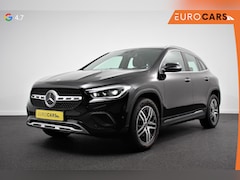 Mercedes-Benz GLA-Klasse - 200 163pk Automaat Progressive Premium | DEMO | Panorama dak Navigatie Camera Stoelverwarm