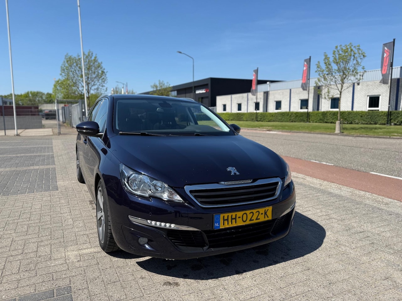 Peugeot 308 SW - 1.6 BlueHDI Executive Pack (bj 11-2015) PANO|17” LMV|CAMERA - AutoWereld.nl