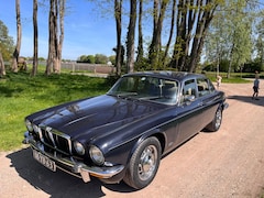 Jaguar XJ - 6 4.2 L SERIES 2 AUTOMATIC