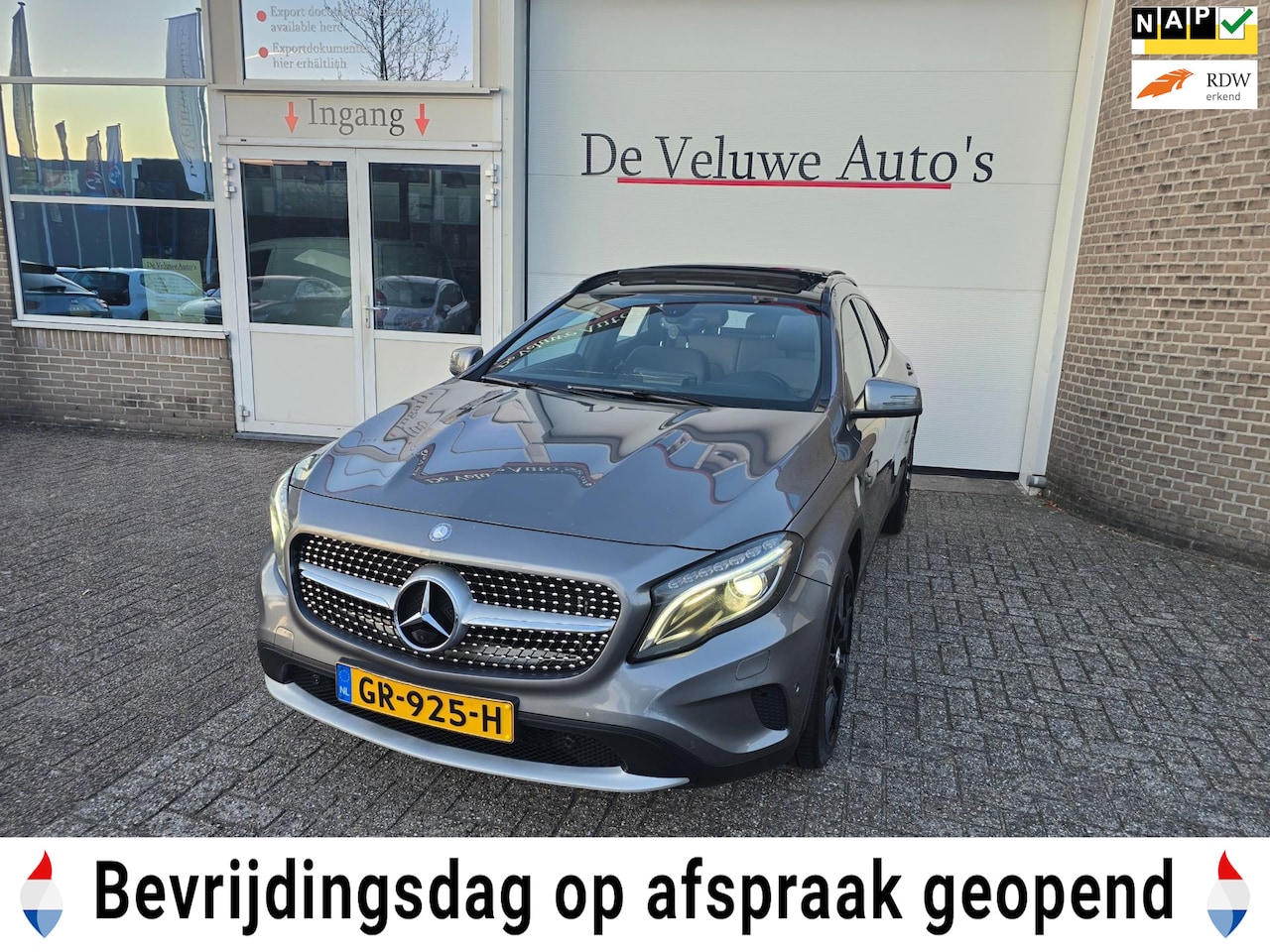 Mercedes-Benz GLA-Klasse - 180 CDI Ambition pano navi leder - AutoWereld.nl