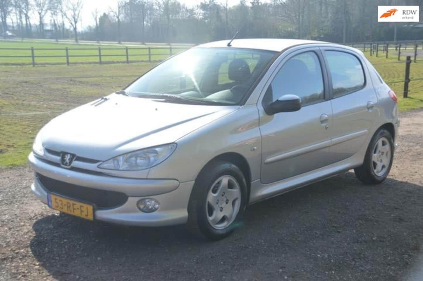 Peugeot 206 - 1.4 Air-line 2 QUIK SILVER EDITION AIRCO - AutoWereld.nl