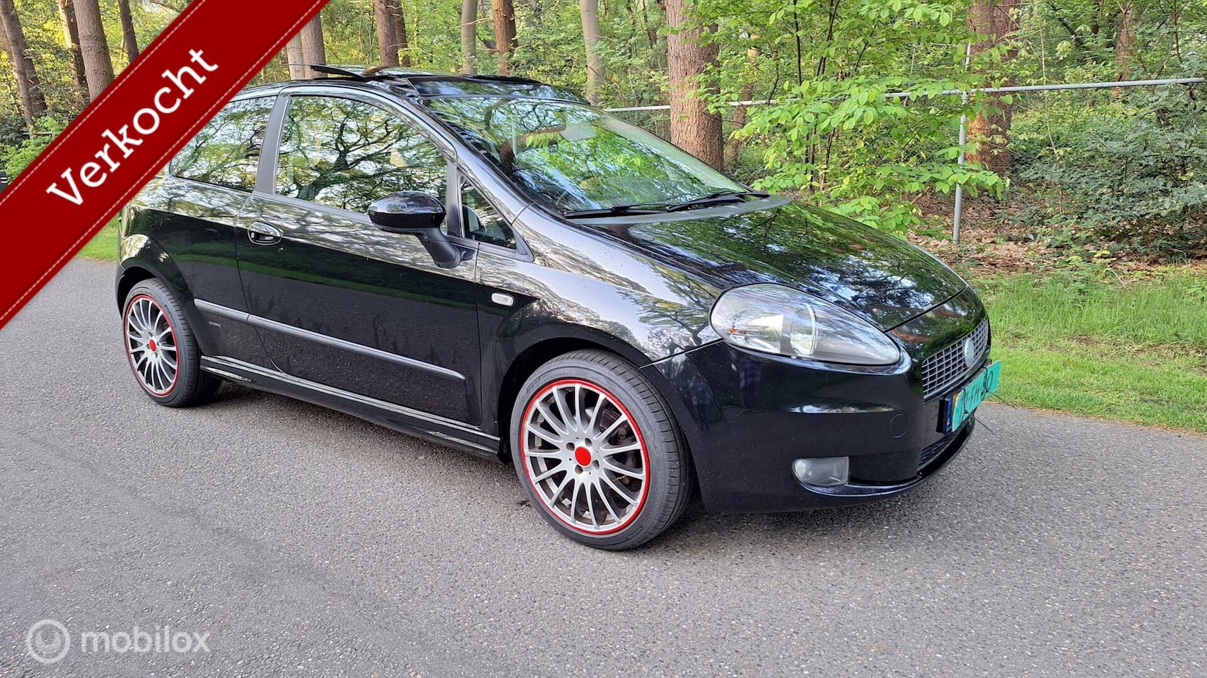 Fiat Grande Punto - 1.4 16V SPORT AIRCO PANORAMA 6 BAK - AutoWereld.nl