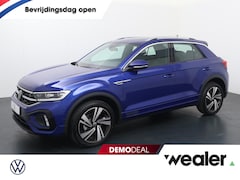 Volkswagen T-Roc - R-Line Business (1) GP 1.5 110 kW / 150 pk TSI 7-versn. DSG | Dodehoeksensor | R-Line tops