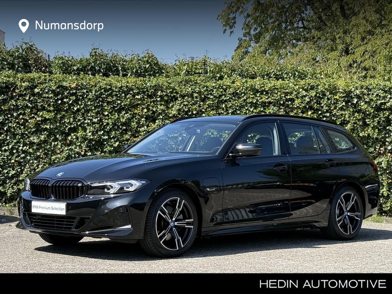 BMW 3-serie Touring - 320e | Leder | Sportstoel. | Park. Ass. | Camera - AutoWereld.nl
