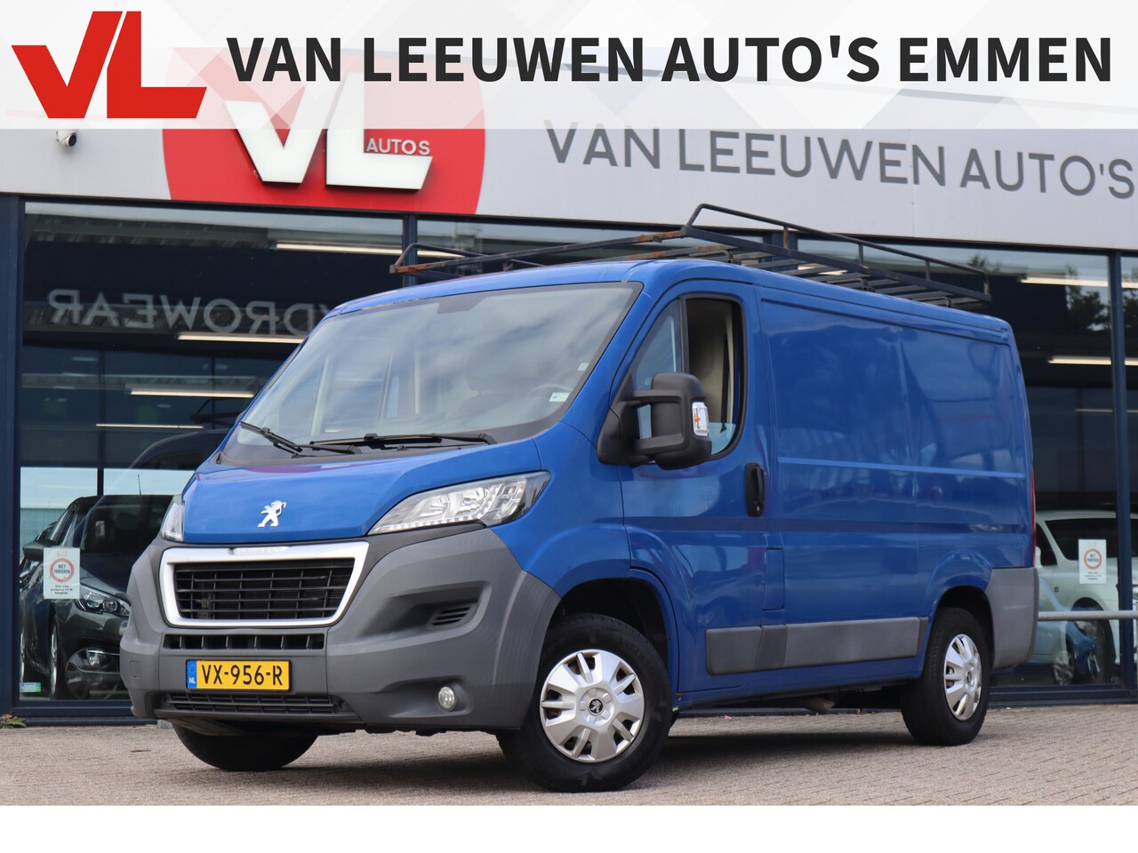 Peugeot Boxer - 330 2.2 HDI L1H1 XR | Nieuwe APK |  Airco | Navigatie | Trekhaak | PDC | - AutoWereld.nl