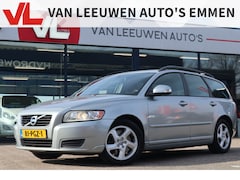 Volvo V50 - 2.0 D3 Kinetic | Navigatie | Climate Control | Trekhaak |