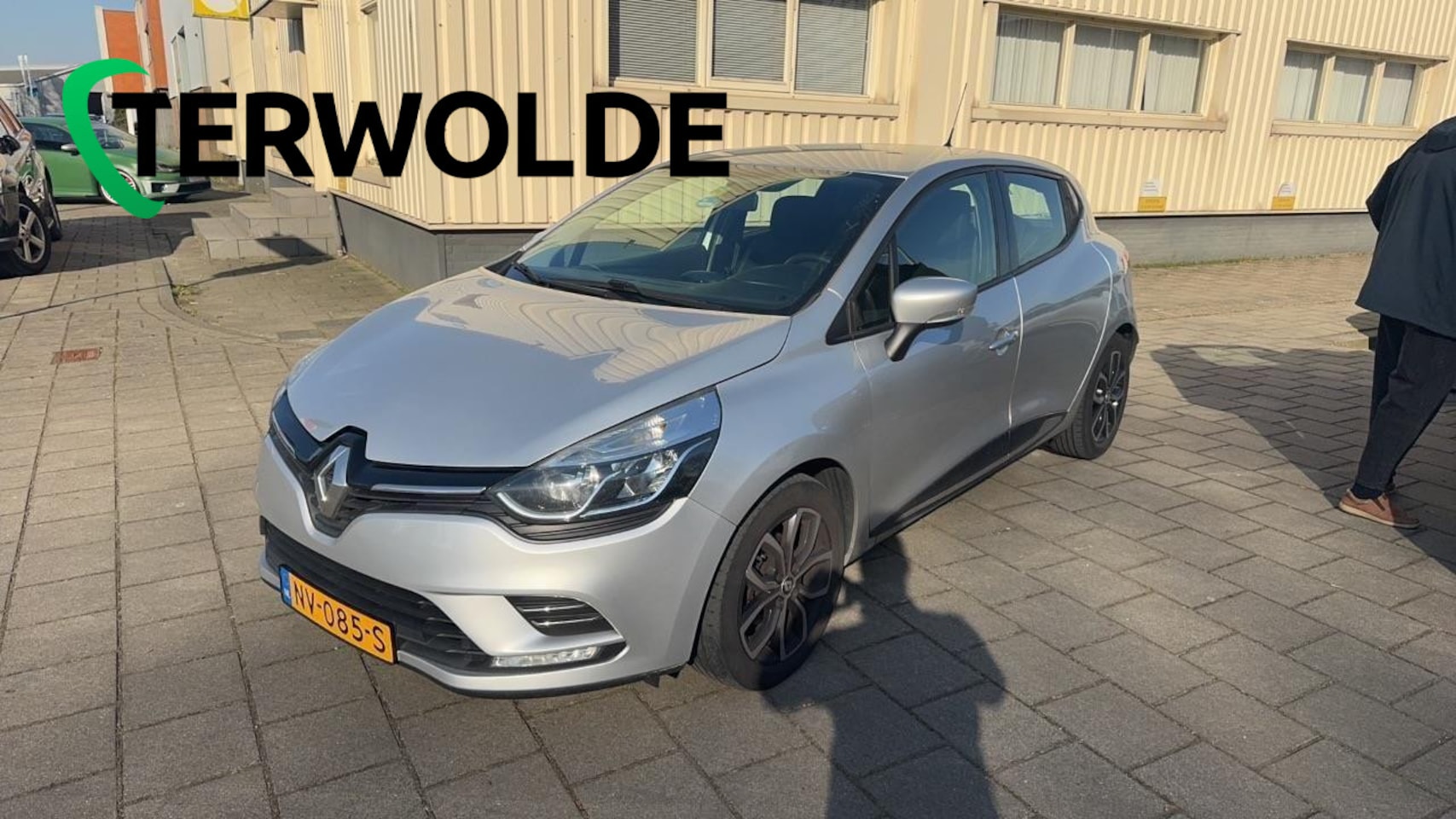 Renault Clio - Energy TCe 90 Zen Eco2 | Navigatie | Lichtmetaal | Privacy Glas | - AutoWereld.nl