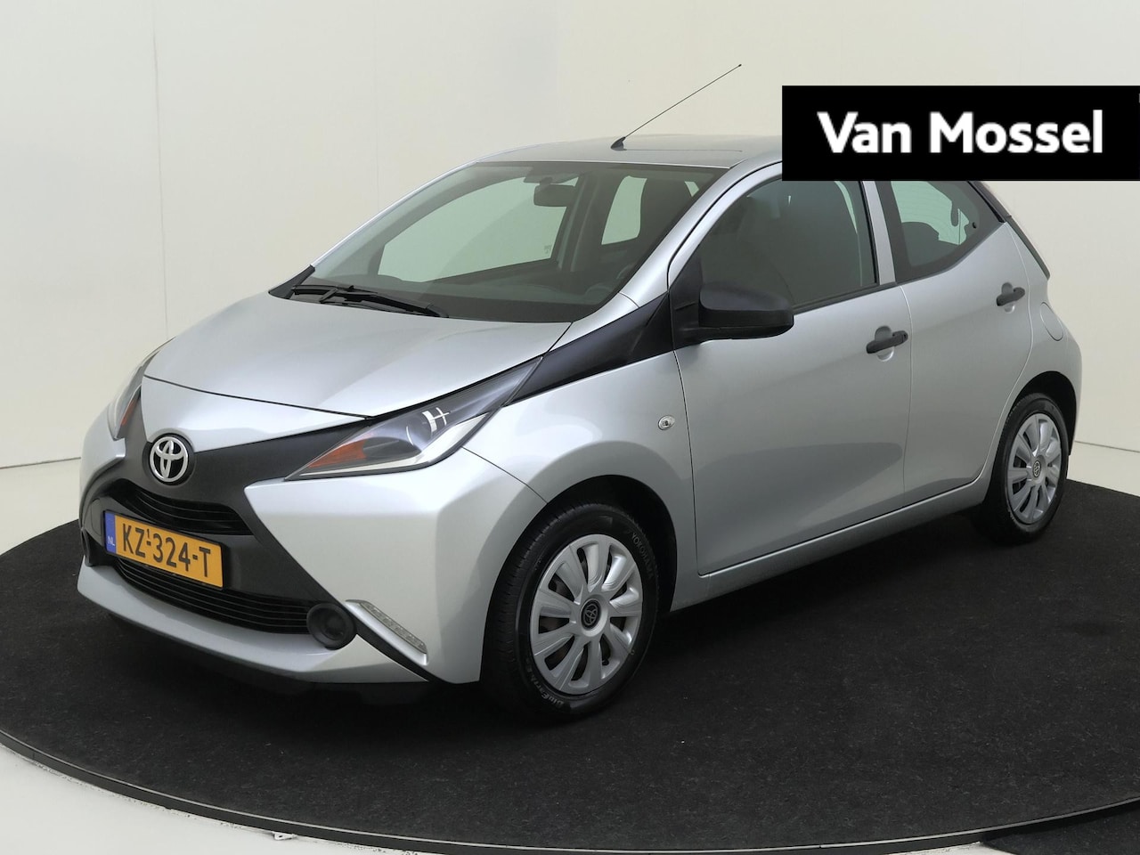 Toyota Aygo - 1.0 VVT-i x-now | Airco | metallic lak - AutoWereld.nl