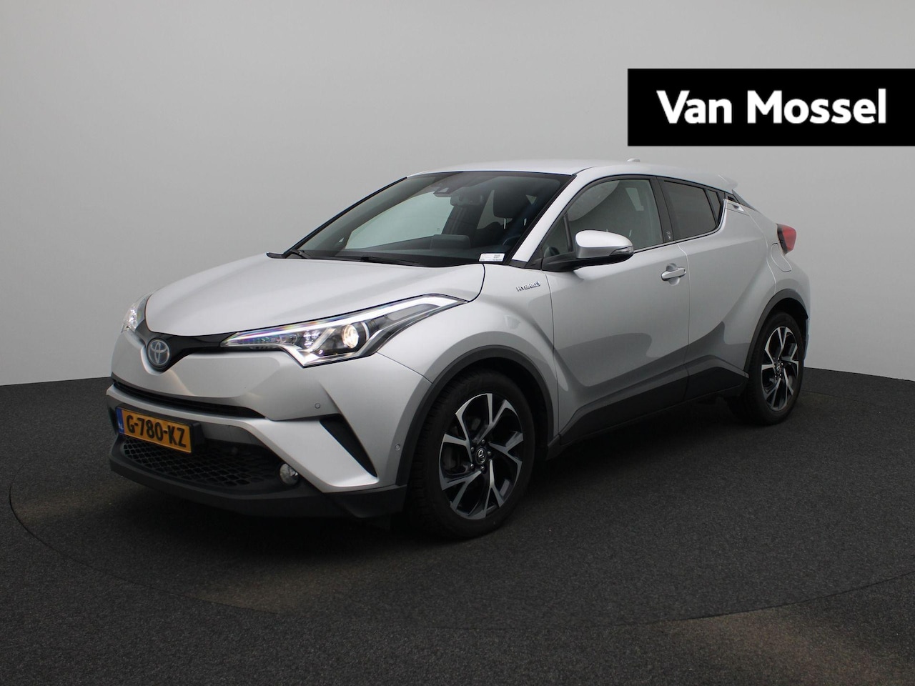 Toyota C-HR - 1.8 Hybrid Style NAVIGATIE | CAMERA | CRUISE | CLIMA | PDC | STUURVERWARMING | STOELVERWAR - AutoWereld.nl