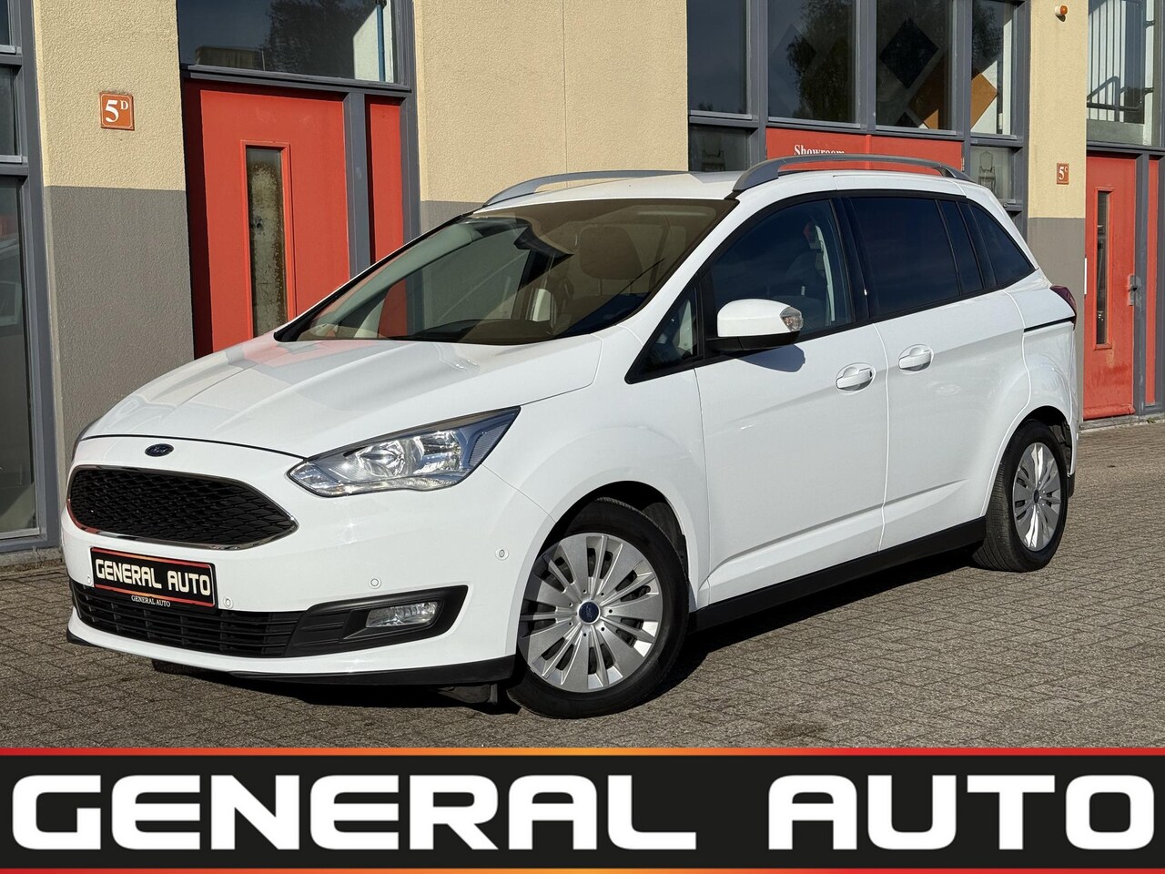 Ford Grand C-Max - 1.0 Titanium 7p. NAVI, Nieuwe DistributieRiem - AutoWereld.nl