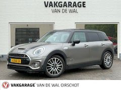 MINI Clubman - 2.0 Cooper S ALL4 Chili Serious Business | Panoramdak | Leder | Harman/Kardon | Head-up di