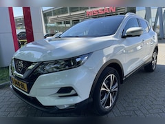 Nissan Qashqai - 1.3 DIG-T Design Edition 140PK | 1e eig. | Trekhaak | Panoramadak | 19"Lm velgen