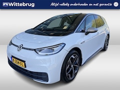 Volkswagen ID.3 - First Plus 58 kWh Wit/ Zwart dak/ Digitale Cockpit/ Led/ Camera/ Clima/ Navi/ Parkeersenso