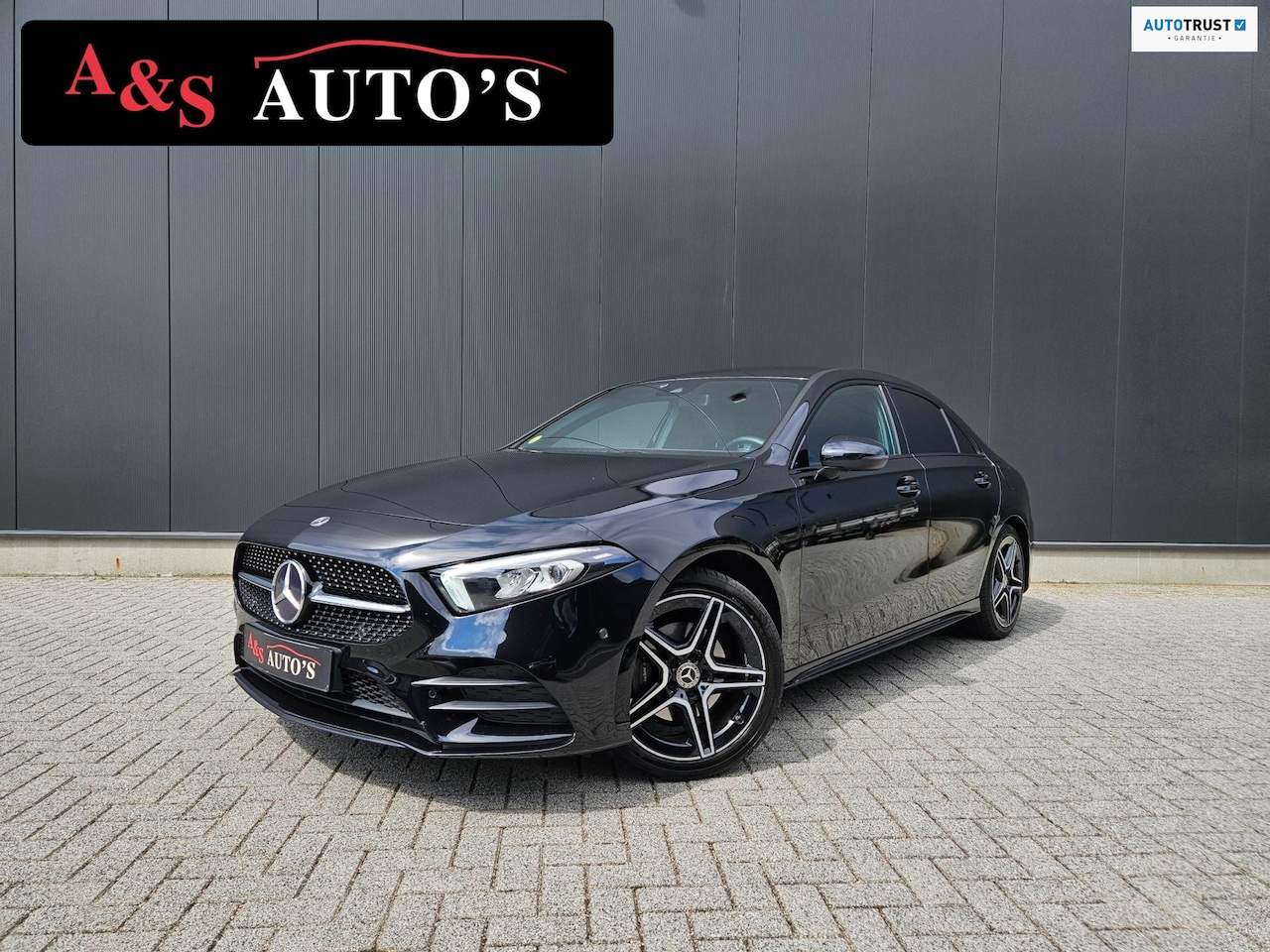 Mercedes-Benz A-klasse - 180 d AMG Night Camera Sfeerverlichting Led - AutoWereld.nl
