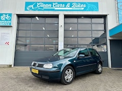 Volkswagen Golf - 1.4-16V