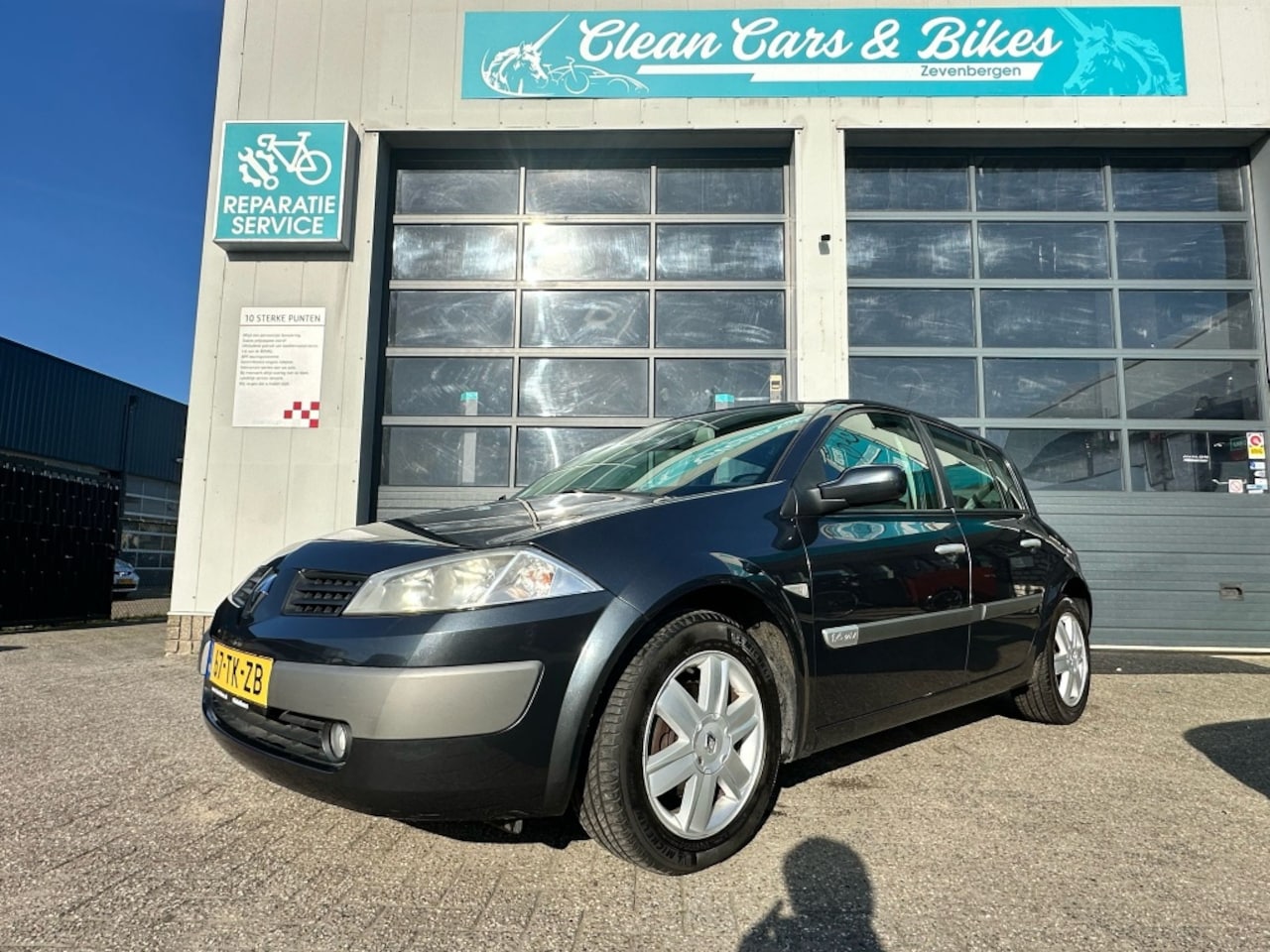 Renault Mégane - 1.6-16V Priv.Luxe - AutoWereld.nl