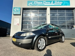 Renault Mégane - 1.6-16V Priv.Luxe