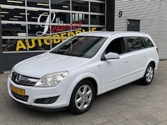 Opel Astra Wagon - 1.6 Temptation - Airco I Cruise control I Trekhaak I Comfort pakket I APK 02-2026