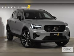 Volvo XC40 - B4 211PK Automaat Plus Dark / Lighting Pack / Pixel led / 20'' Velgen / Donker getint glas