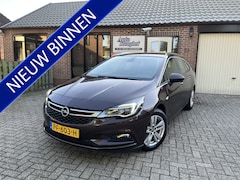 Opel Astra Sports Tourer - 1.0 Online Edition Trekhaak Navi