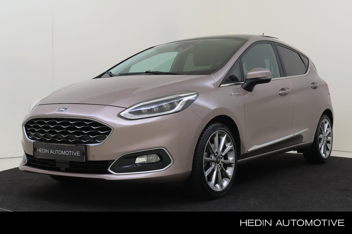 Ford Fiesta - 1.0 EcoBoost Vignale | Panoramadak | Volledig leder | Winter Pack | Driver Ass Pack - AutoWereld.nl