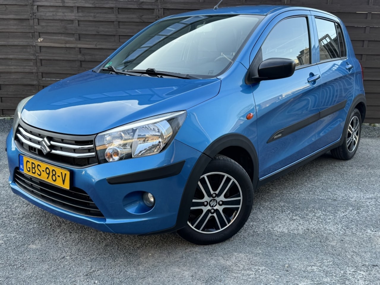 Suzuki Celerio - 1.0 Comfort / Airco / Bluetooth / LM / Nieuwe APK - AutoWereld.nl