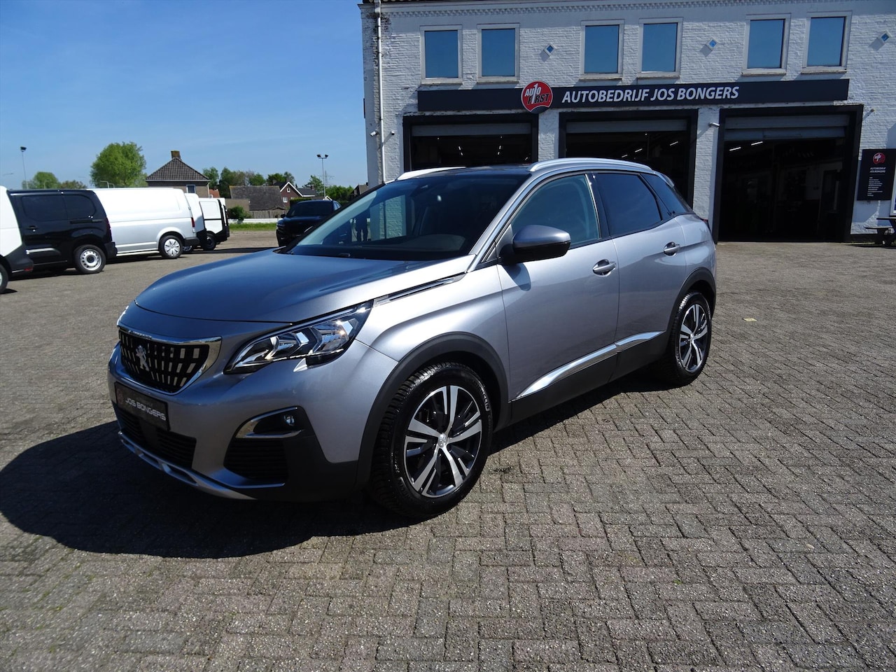 Peugeot 3008 - 1.2 PureTech 130pk S&S Blue Lease Premium - AutoWereld.nl