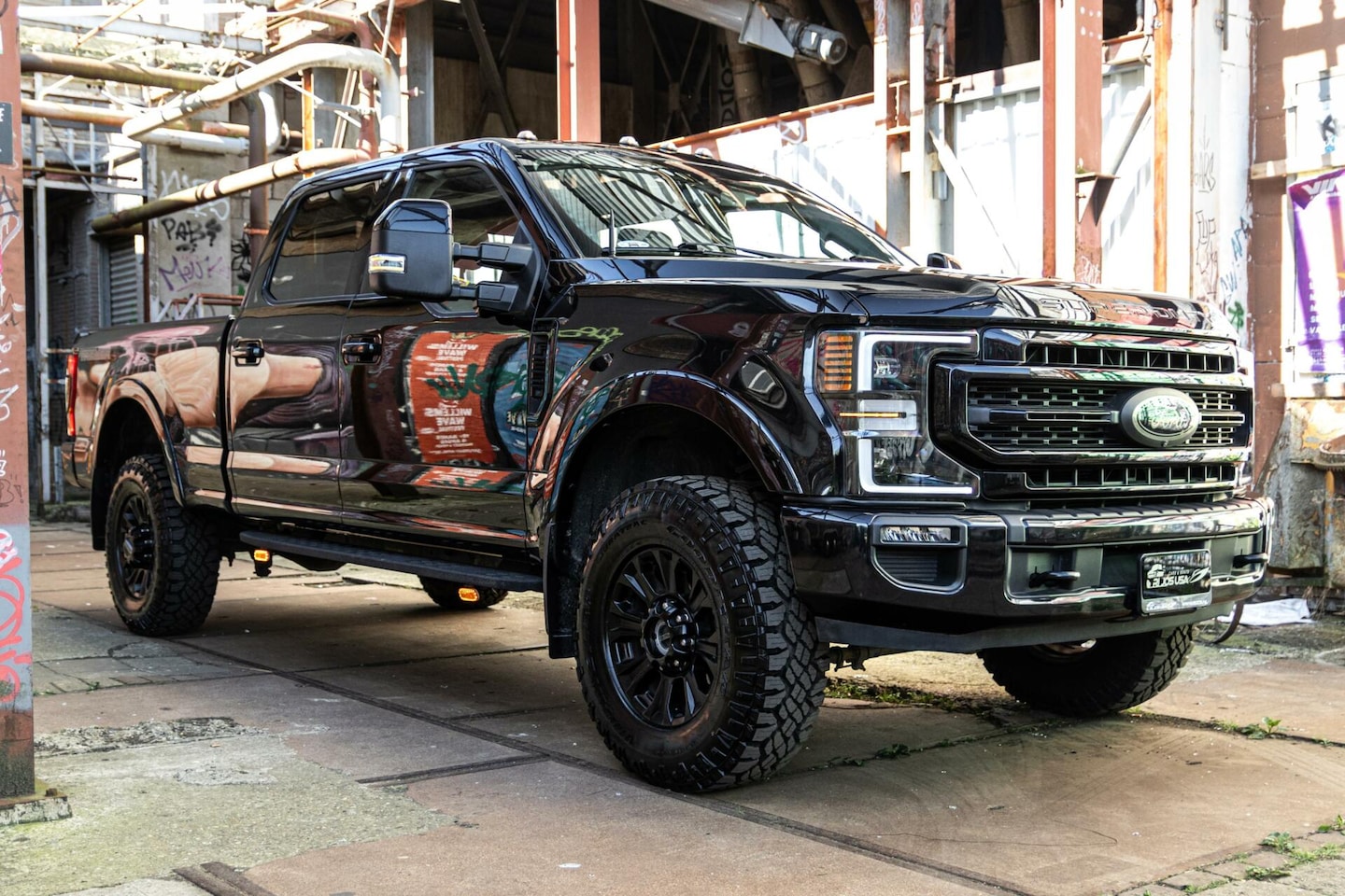 Ford F250 - USA F250 TREMOR 7.3 V8 LPG 98dkm Lariat Ram 2500 - AutoWereld.nl