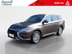 Mitsubishi Outlander - 2.4 PHEV Pure+ | Climate | Cruise | Trekhaak | Camera | DAB |