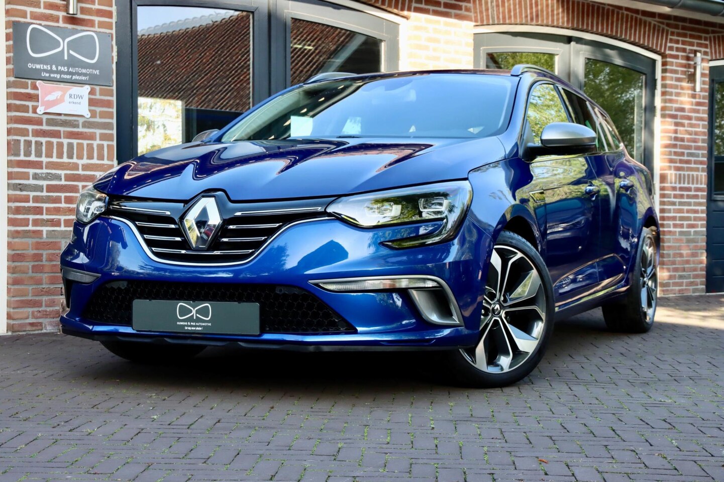 Renault Mégane Estate - 1.2 TCe GT-Line | NAVIGATIE | CAMERA | ACC | LED - AutoWereld.nl