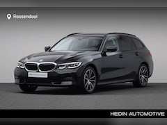 BMW 3-serie Touring - 318i High Executive Sport Line | Trekhaak | Sportstoelen | Stoelverwarming | Extra getint
