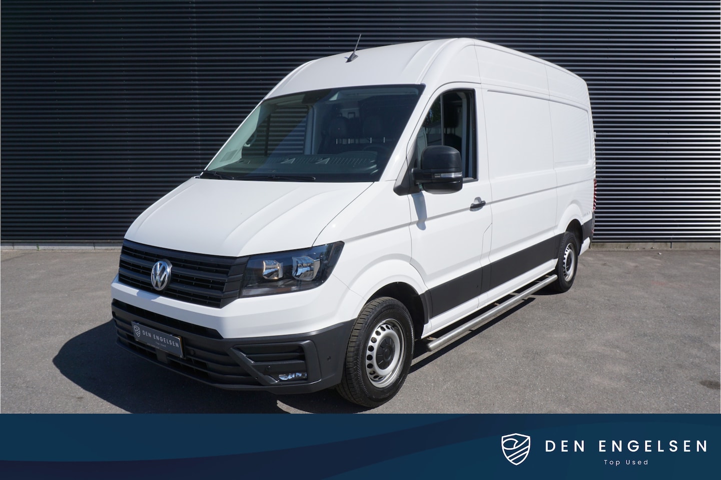Volkswagen Crafter - 30 | 140 PK | L3H3 | App-Connect | Camera | Trekhaak | Voorruitverwarming - AutoWereld.nl