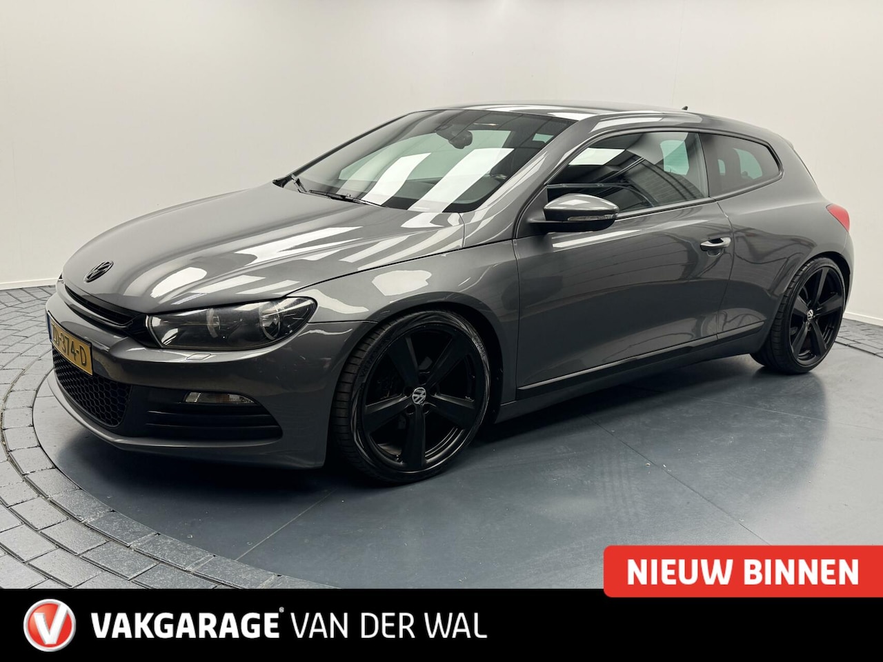 Volkswagen Scirocco - 1.4 TSI Navigatie-Cr.contr-Clima-Stoelverwarming-Parkeersensoren-Lm19''velgen - AutoWereld.nl