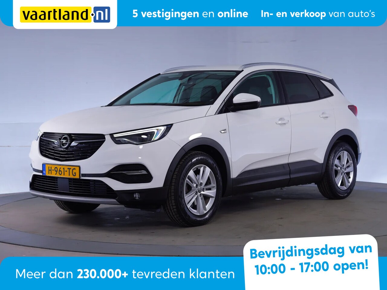 Opel Grandland X - 1.2 Turbo Business Executive Aut [ Sportzetels Nav ] - AutoWereld.nl