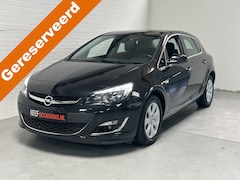 Opel Astra - 1.4 Business + CLIMA / NAVI /CRUISE /LMV