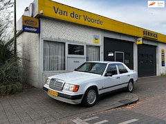 Mercedes-Benz 200-500 (W124) - 230 E