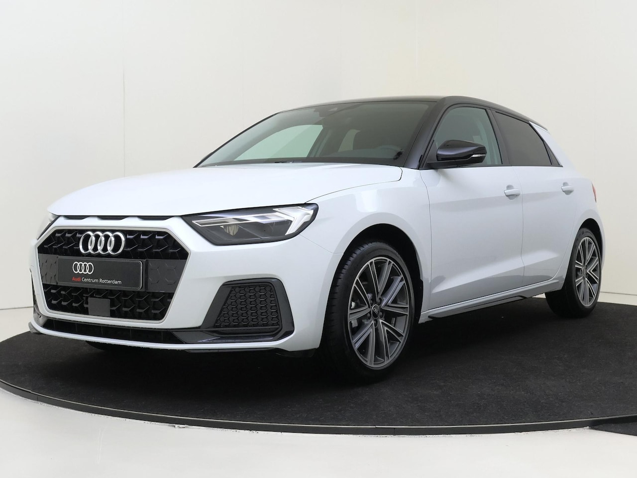 Audi A1 Sportback - 25 TFSI Advanced edition | LED koplampen | Climate control | Privacy glass | 17 inch LM ve - AutoWereld.nl