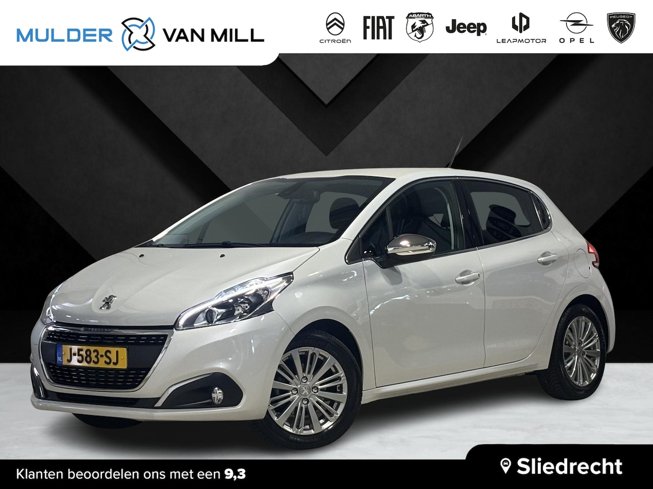 Peugeot 208 - Allure 1.2 Turbo 110pk EAT6 | ALL SEASON BANDEN | CLIMATE CONTROL | APPLE CARPLAY / ANDROI - AutoWereld.nl
